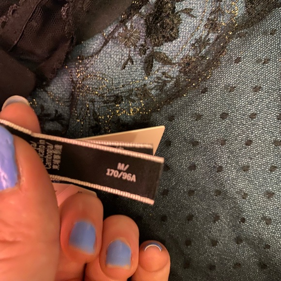 NWT VS lace bodysuit - Picture 7 of 11